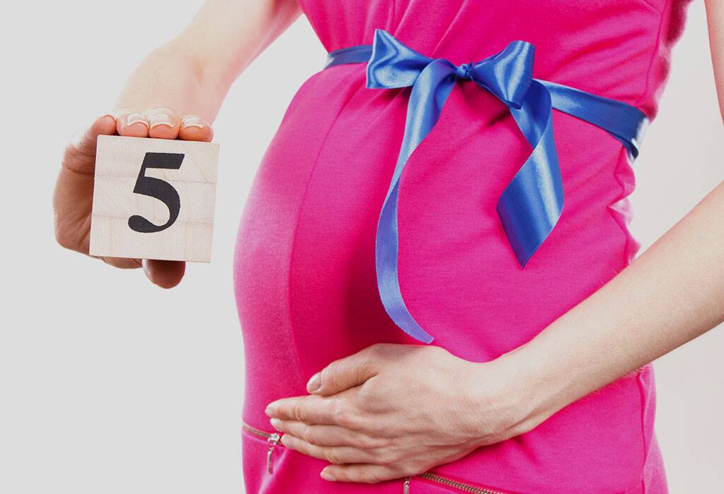 20 акушерская неделя. 5 Месяц беременности. Беременные женщины 5 месяца. Беременные фотосессии на 5 месяце. Живот на 5 месяце беременности.