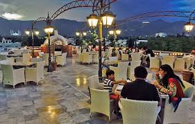 Dine outdoors 