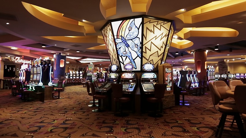 casino deposit 10 get 50
